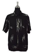 Load image into Gallery viewer, Abstract Print Shirt
