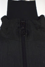Load image into Gallery viewer, 80s/90s Black Spray Jacket