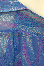 Load image into Gallery viewer, Abstract Leaf Print Blouse