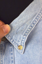 Load image into Gallery viewer, 90s New York Yankees MLB Denim Shirt