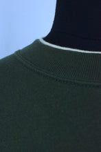 Load image into Gallery viewer, 80s/90s Autumn Dog Print Sweatshirt