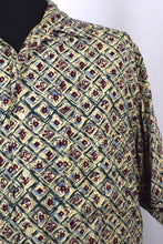 Load image into Gallery viewer, Abstract Diamond Print Shirt