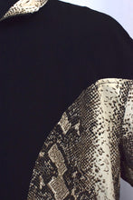 Load image into Gallery viewer, Snake Skin Print Spray Jacket