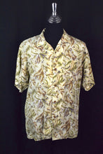 Load image into Gallery viewer, Each Time Resort Brand Shirt