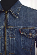 Load image into Gallery viewer, Levi Strauss Brand Denim Jacket