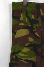Load image into Gallery viewer, Camouflage Print Cargo Pants