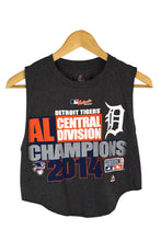 Load image into Gallery viewer, Reworked 2014 Detroit Tigers MLB Cropped Sleeveless T-shirt
