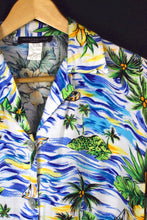 Load image into Gallery viewer, Tropical Island Top