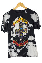 Load image into Gallery viewer, 2006 Guns N&#39; Roses T-shirt
