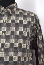 Load image into Gallery viewer, Square Print Party Shirt