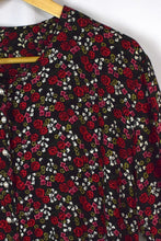 Load image into Gallery viewer, 80s/90s Rose Print Blouse