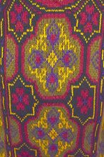 Load image into Gallery viewer, Black Abstract Pattern Knitted Jumper
