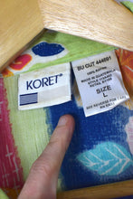 Load image into Gallery viewer, Vibrant Floral Print Blouse