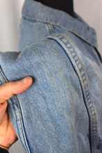Load image into Gallery viewer, Wrangler Hero Brand Denim Jacket