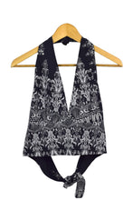 Load image into Gallery viewer, Reworked Floral Print Tie-Up Crop Top
