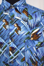 Load image into Gallery viewer, Abstract Print Shirt