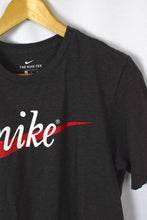 Load image into Gallery viewer, Nike Swoosh Brand T-shirt