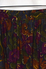 Load image into Gallery viewer, 90s Floral Print Skirt