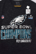 Load image into Gallery viewer, DEADSTOCK 2018 Philadelphia Eagles NFL Champions T-Shirt