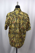 Load image into Gallery viewer, Bamboo and Pineapple Print Shirt