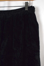 Load image into Gallery viewer, Black Velvet Skirt
