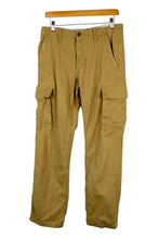 Load image into Gallery viewer, Eddie Bauer Brand Cargo Pants
