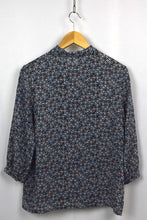 Load image into Gallery viewer, Abstract Print Blouse