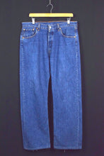Load image into Gallery viewer, Levi Strauss Brand 501 Jeans