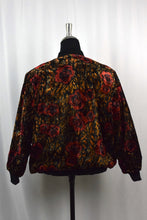 Load image into Gallery viewer, Rose Print Velvet Jacket