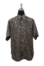 Load image into Gallery viewer, Abstract Square Print Shirt