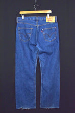 Load image into Gallery viewer, Levi Strauss Brand 501 Jeans