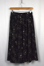 Load image into Gallery viewer, Reworked Floral Print Skirt