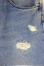 Load image into Gallery viewer, Wrangler Brand Denim Skirt