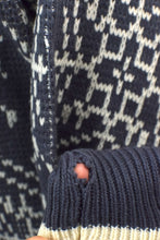 Load image into Gallery viewer, Snowflake Pattern Knitted Jumper