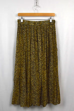 Load image into Gallery viewer, Cheetah Print Skirt