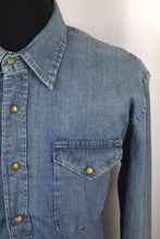 Load image into Gallery viewer, Wrangler Brand Denim Shirt