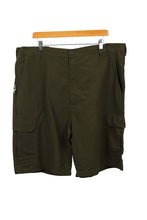 Load image into Gallery viewer, Green Wrangler Brand Cargo Shorts