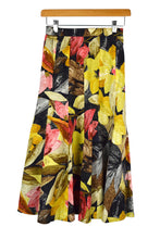 Load image into Gallery viewer, Floral Print Skirt