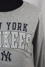 Load image into Gallery viewer, New York Yankees MLB Long sleeve T-shirt