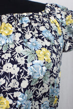 Load image into Gallery viewer, Reworked Ladies Cropped Top And High-waisted Mini Skirt Set