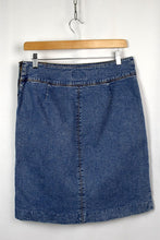 Load image into Gallery viewer, Ralph Lauren Brand Denim Skirt