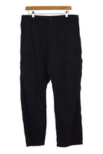Load image into Gallery viewer, Wrangler Brand Cargo Pants