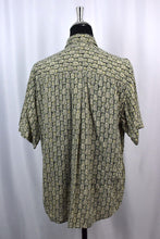 Load image into Gallery viewer, Abstract Tile Print Shirt