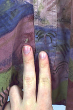 Load image into Gallery viewer, Abstract Print Shirt