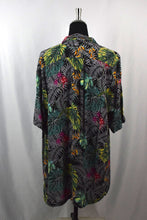 Load image into Gallery viewer, Leaf Print Hqwaiian Shirt