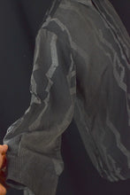 Load image into Gallery viewer, Abstract Pattern Shirt