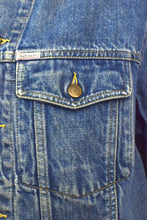 Load image into Gallery viewer, Guess Brand Denim Jacket