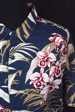 Load image into Gallery viewer, Hawaiian Party Shirt