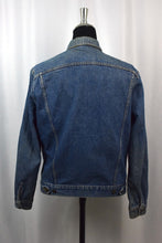 Load image into Gallery viewer, Guess Brand Denim Jacket