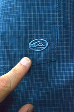 Load image into Gallery viewer, Quicksilver Brand Shirt
